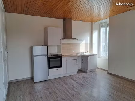joli appartement dans un village de montagne