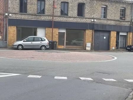 loue local commercial