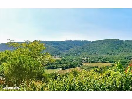 terrain constructible de 675 m² à charme-sur-rhone