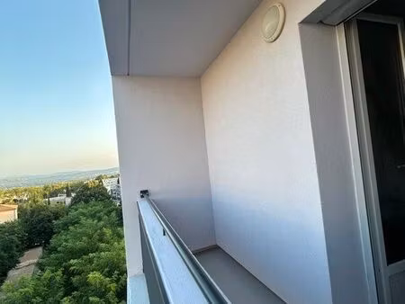 appartement aubenas - entièrement rénové