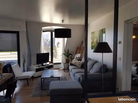 appartement t4 dernier étage  garage et balcons