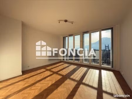 appartement 4 pièces 70 m²