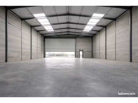 hangar 1 000 m² – proche calais – accès rapide autoroutes – disponible immédiatement