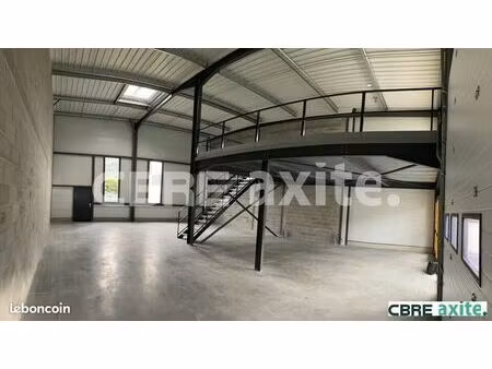 local d'activite 285 m² voreppe