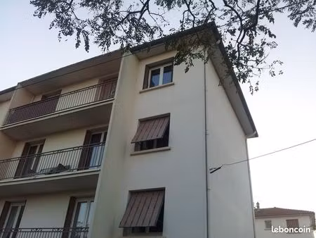 appartement 3 pièces 70 m2 à sablons
