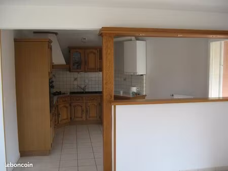 location t3 de 76m2 avec garage