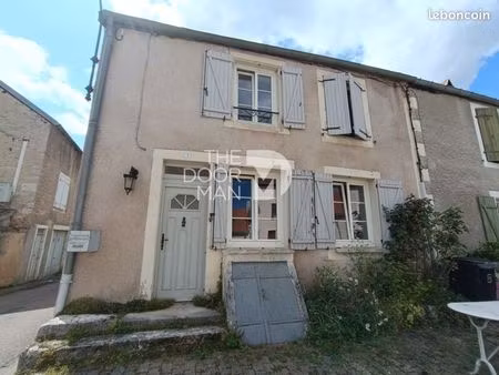 maison 4 pièces 150 m²