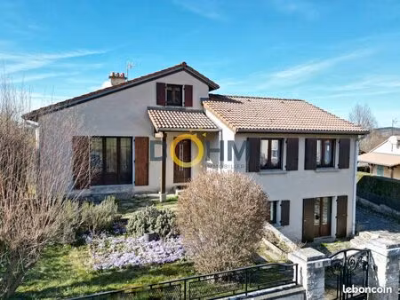 maison 7 pièces 99 m²