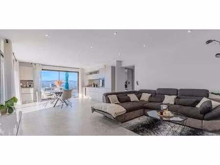 appartement contemporain en bord de mer porticcio (2a)