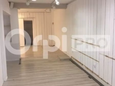 local commercial 45 m²