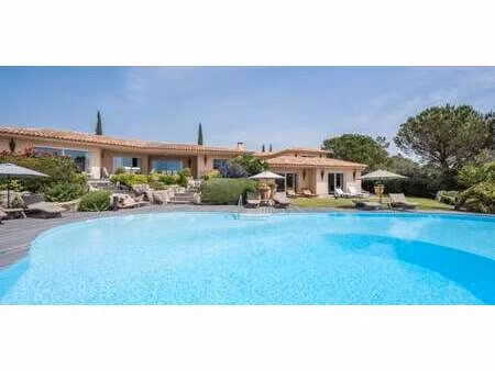 villa avec piscine en bord de mer lecci (2a)
