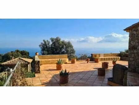 villa en bord de mer avec jardin sari-solenzara (2a)