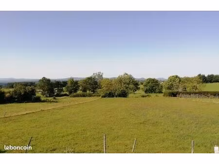 terrain constructible 2082 m2 montregard / haute-loire (43)