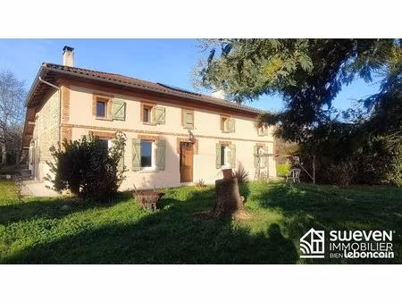 maison 6 pièces 210 m²