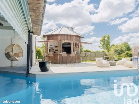 maison 7 pièces 300 m²