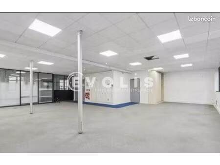 bureaux 397 m²