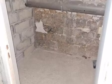 location cave avec ventilation vmc - 314 rue st-martin  paris (métro : strasbourg saint-de