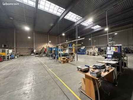 local industriel 4 280 m²