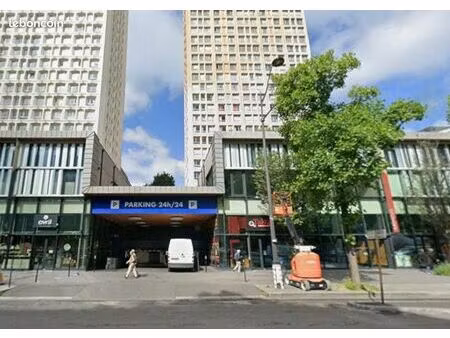 parking place d'italie