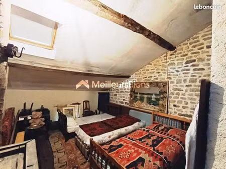 maison 5 pièces 151 m²