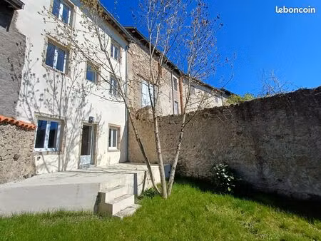 maison 6 pièces 105 m²