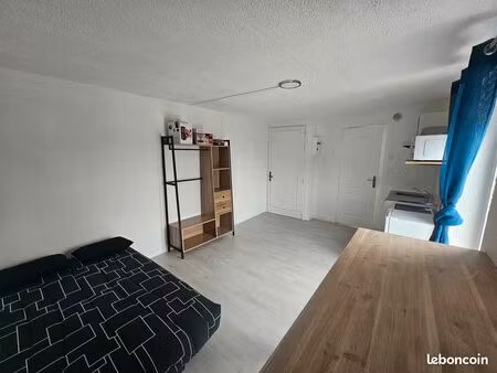 beau studio meublé 21m2 - feignies