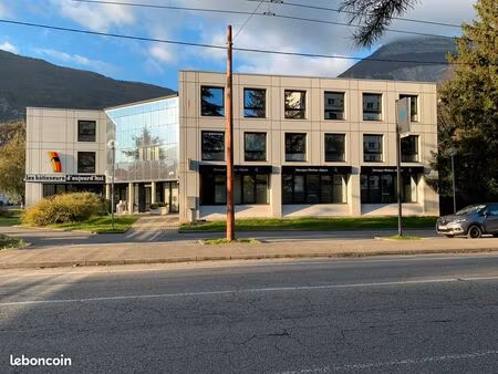 a louer bureaux corenc limite meylan