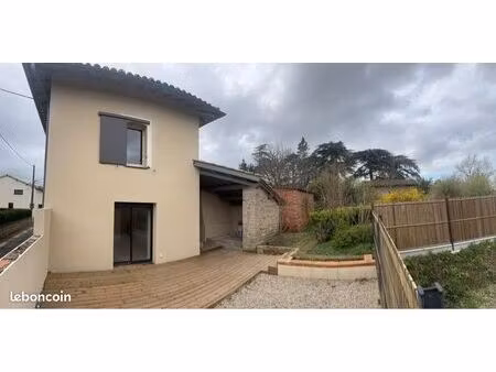 maison intégralement rénovée avec beaucoup de charme