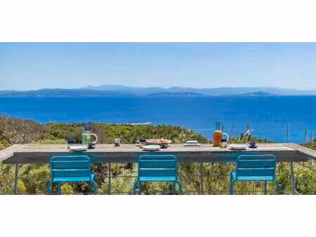 villa avec piscine en bord de mer bonifacio (2a)