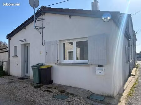 maison de ville 37m2 (récente et lumineuse) - arvert quartier avallon