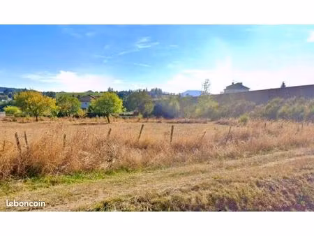 terrain 642 m² saint maurice de lignon