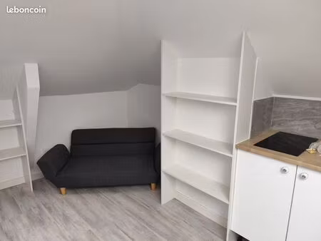 studio meublé à petit prix  disponible immédiatement  idéal étudiant / jeune actif situé à