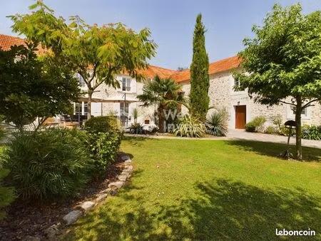 ferme 9 pièces 294 m²