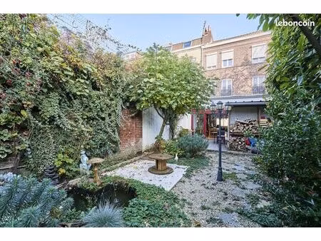 maison 8 pièces 185 m²