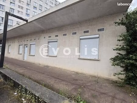 bureau 190 m²