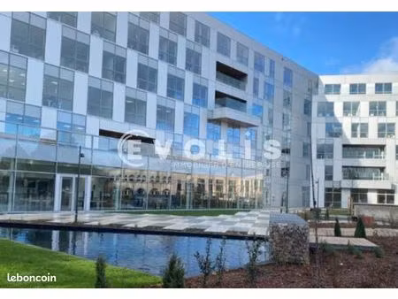 bureaux 418 m²