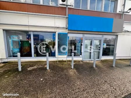 local commercial 198 m²