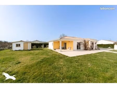 maison 3 pièces 130 m²