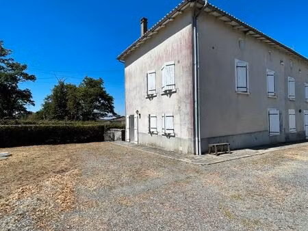 maison 4 pièces chabrac avec jardin et garage