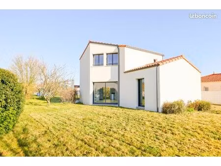 maison 6 pièces 115 m²