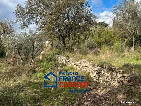 terrain 1 411 m² callas