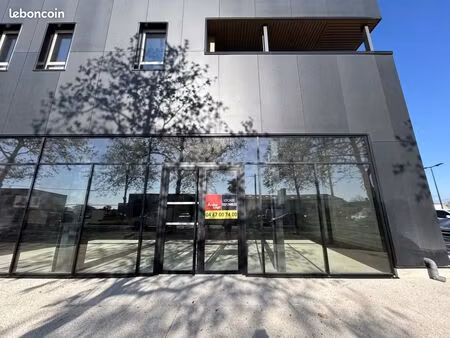 local commercial 282 m²