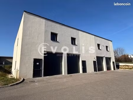 local d'activité 120 m²