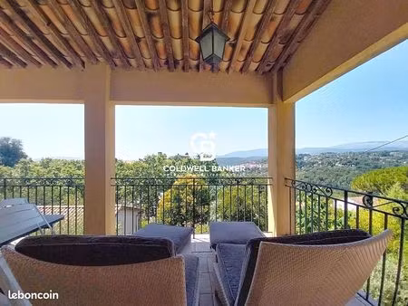 penthouse 3 pièces 78 m²