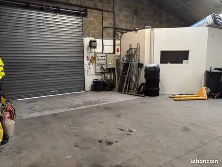 local  stockage  entrepôt