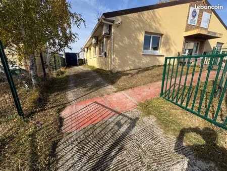 local commercial de 97 m² situé à egly