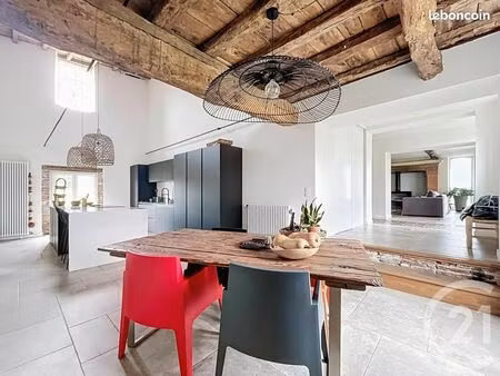 ferme 6 pièces 200 m²