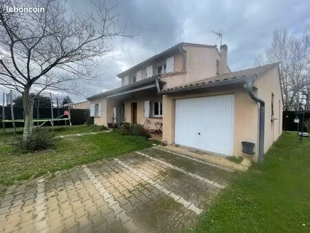 maison 4 chambres 160m2 au sol / cave et salle de jeux