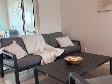 t4 75 m² – résidence avec piscines – accès direct plage – vue mer