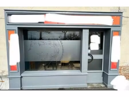 local - bureau 24 m2